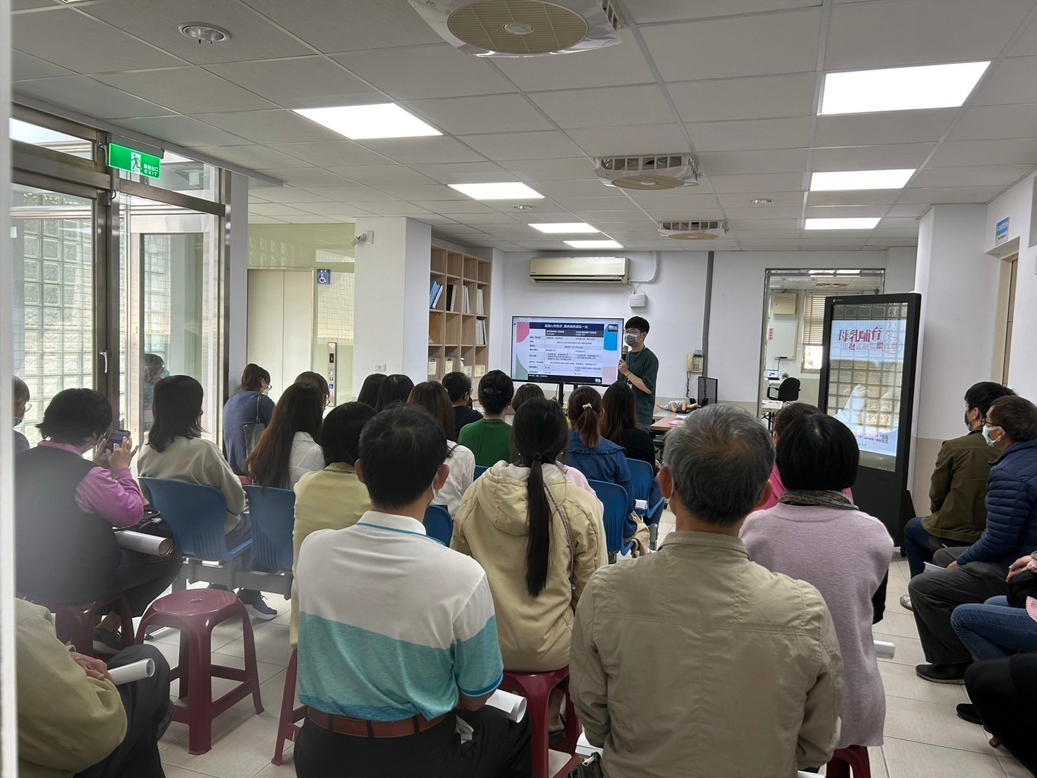 113年03月6日校園防疫會議腸病毒宣導照片2